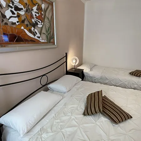 Affittacamere Lions *