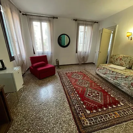 Guest house Lions *