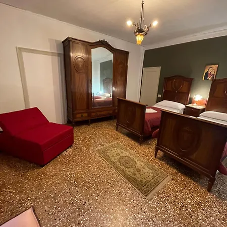 Lions Guest house *