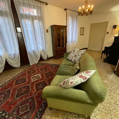 Lions Guest house *